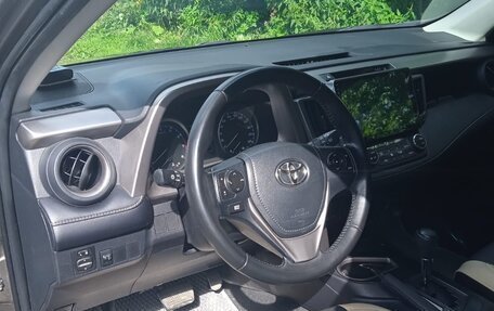 Toyota RAV4, 2018 год, 2 885 000 рублей, 8 фотография