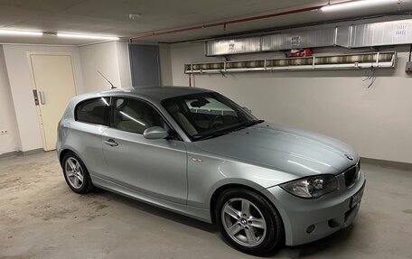 BMW 1 серия, 2008 год, 950 000 рублей, 40 фотография