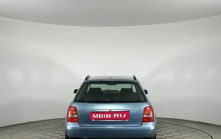 Audi A4, 1998 год, 830 000 рублей, 6 фотография