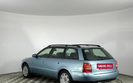 Audi A4, 1998 год, 830 000 рублей, 8 фотография