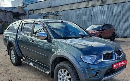 Mitsubishi L200 IV рестайлинг, 2011 год, 1 650 000 рублей, 4 фотография