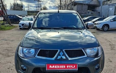 Mitsubishi L200 IV рестайлинг, 2011 год, 1 650 000 рублей, 2 фотография