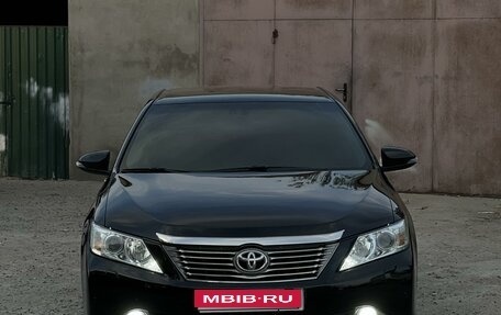 Toyota Camry, 2012 год, 1 940 000 рублей, 1 фотография