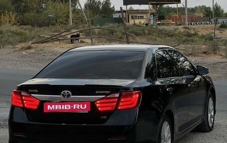 Toyota Camry, 2012 год, 1 940 000 рублей, 3 фотография