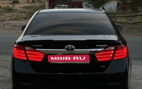 Toyota Camry, 2012 год, 1 940 000 рублей, 4 фотография