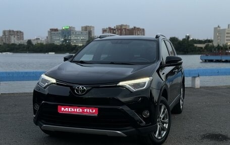 Toyota RAV4, 2017 год, 2 920 000 рублей, 1 фотография