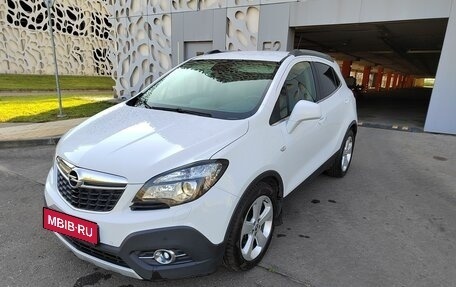 Opel Mokka I, 2015 год, 1 360 000 рублей, 2 фотография