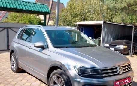 Volkswagen Tiguan II, 2019 год, 3 450 000 рублей, 1 фотография