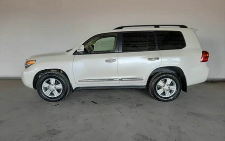 Toyota Land Cruiser 200, 2012 год, 4 060 000 рублей, 8 фотография