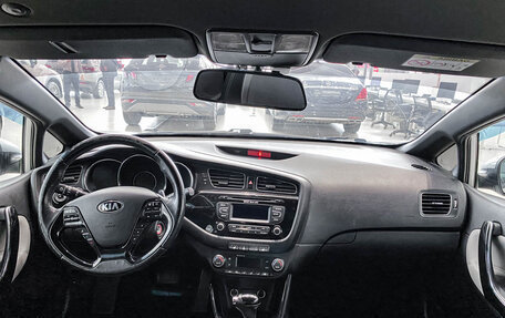 KIA cee'd III, 2014 год, 1 275 000 рублей, 14 фотография