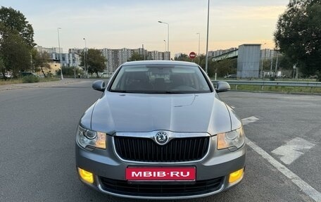 Skoda Superb III рестайлинг, 2010 год, 650 000 рублей, 1 фотография