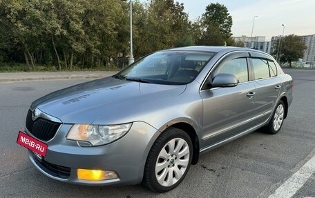 Skoda Superb III рестайлинг, 2010 год, 650 000 рублей, 2 фотография