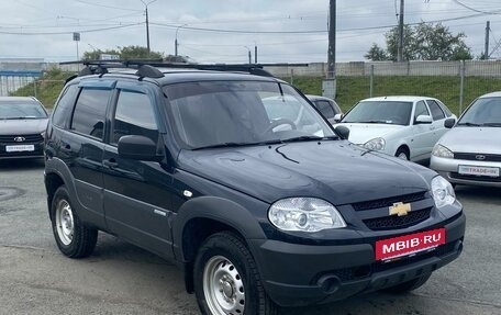 Chevrolet Niva I рестайлинг, 2014 год, 690 000 рублей, 3 фотография