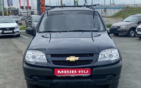 Chevrolet Niva I рестайлинг, 2014 год, 690 000 рублей, 2 фотография