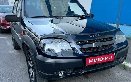 Chevrolet Niva I рестайлинг, 2010 год, 650 000 рублей, 1 фотография