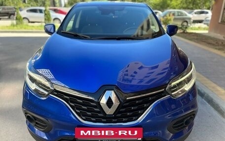 Renault Kadjar I рестайлинг, 2019 год, 1 950 000 рублей, 2 фотография