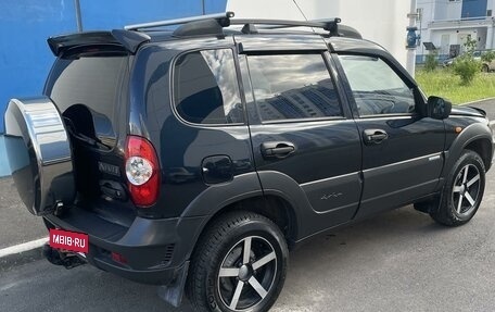 Chevrolet Niva I рестайлинг, 2010 год, 650 000 рублей, 2 фотография