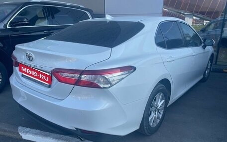 Toyota Camry, 2019 год, 2 897 000 рублей, 4 фотография