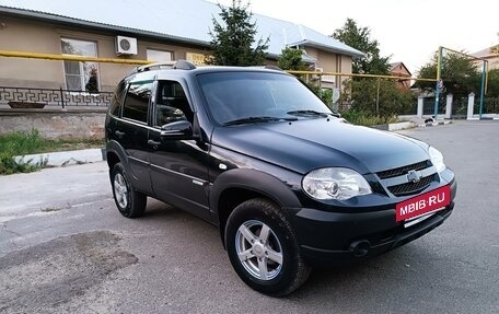 Chevrolet Niva I рестайлинг, 2012 год, 590 000 рублей, 4 фотография