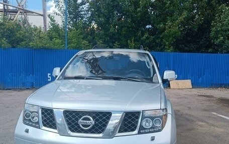 Nissan Pathfinder, 2007 год, 1 099 000 рублей, 2 фотография