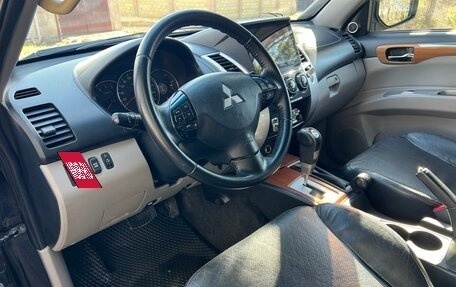 Mitsubishi Pajero Sport II рестайлинг, 2008 год, 1 750 000 рублей, 13 фотография