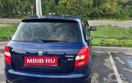 Skoda Fabia II, 2012 год, 450 000 рублей, 3 фотография