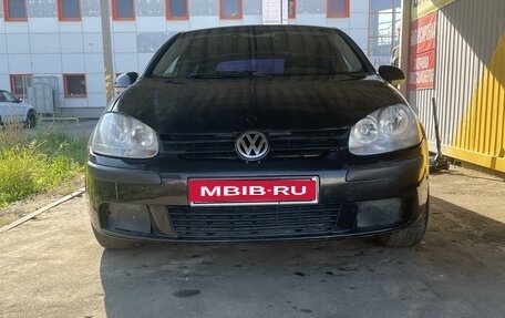 Volkswagen Golf V, 2003 год, 340 000 рублей, 1 фотография