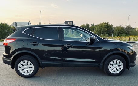 Nissan Qashqai, 2016 год, 1 880 000 рублей, 6 фотография