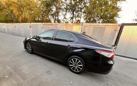 Toyota Camry, 2018 год, 2 720 000 рублей, 6 фотография