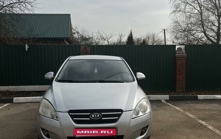 KIA cee'd I рестайлинг, 2007 год, 800 000 рублей, 2 фотография