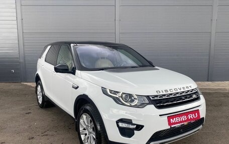 Land Rover Discovery Sport I рестайлинг, 2016 год, 2 350 000 рублей, 3 фотография