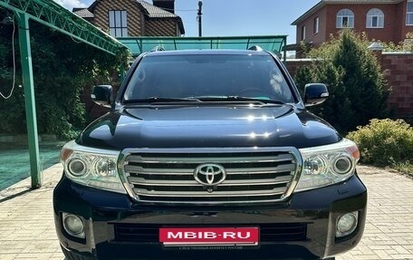 Toyota Land Cruiser 200, 2012 год, 4 500 000 рублей, 2 фотография