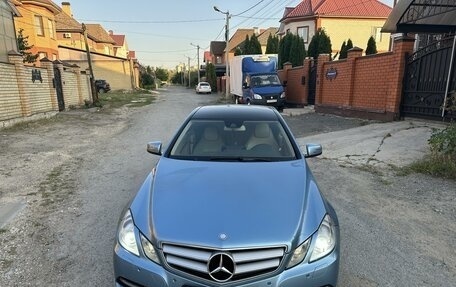 Mercedes-Benz E-Класс, 2012 год, 1 350 000 рублей, 4 фотография