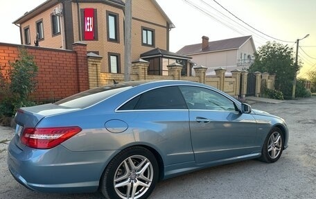 Mercedes-Benz E-Класс, 2012 год, 1 350 000 рублей, 6 фотография