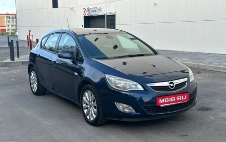 Opel Astra J, 2011 год, 520 000 рублей, 6 фотография