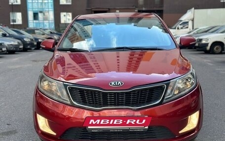 KIA Rio III рестайлинг, 2013 год, 935 000 рублей, 2 фотография