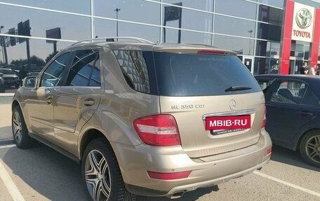 Mercedes-Benz M-Класс, 2010 год, 2 397 000 рублей, 10 фотография