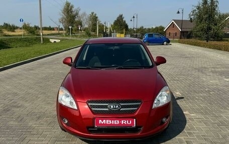 KIA cee'd I рестайлинг, 2009 год, 693 000 рублей, 2 фотография