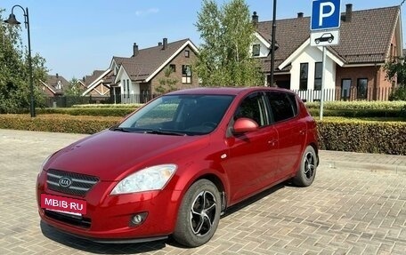 KIA cee'd I рестайлинг, 2009 год, 693 000 рублей, 4 фотография