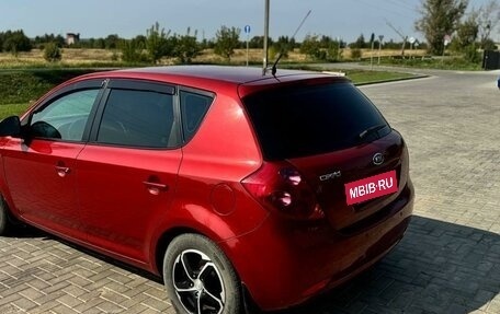 KIA cee'd I рестайлинг, 2009 год, 693 000 рублей, 7 фотография