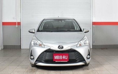 Toyota Vitz, 2019 год, 1 199 995 рублей, 2 фотография