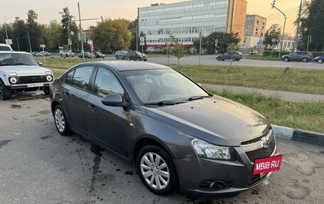 Chevrolet Cruze II, 2011 год, 605 000 рублей, 8 фотография