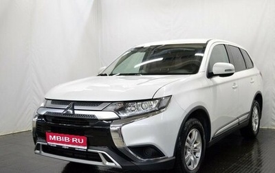 Mitsubishi Outlander III рестайлинг 3, 2019 год, 2 419 000 рублей, 1 фотография