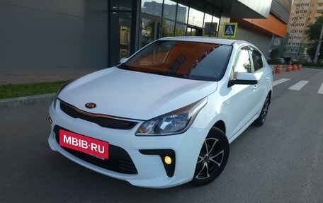 KIA Rio IV, 2018 год, 1 425 000 рублей, 8 фотография