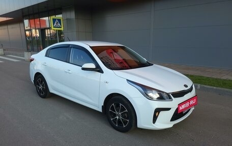 KIA Rio IV, 2018 год, 1 425 000 рублей, 12 фотография