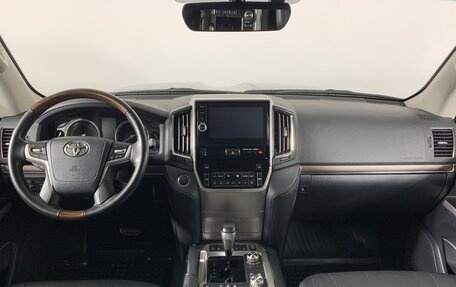 Toyota Land Cruiser 200, 2019 год, 10 500 000 рублей, 13 фотография