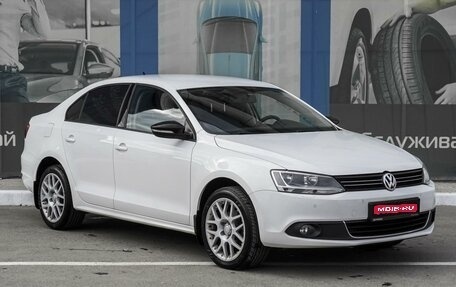 Volkswagen Jetta VI, 2013 год, 1 299 000 рублей, 1 фотография