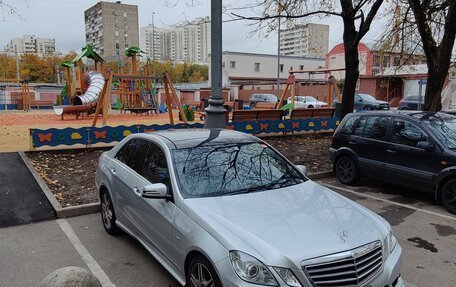 Mercedes-Benz E-Класс, 2010 год, 1 590 000 рублей, 10 фотография