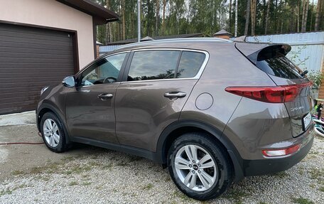 KIA Sportage IV рестайлинг, 2017 год, 2 065 000 рублей, 6 фотография