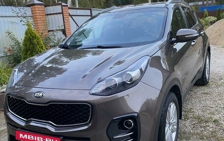 KIA Sportage IV рестайлинг, 2017 год, 2 065 000 рублей, 2 фотография